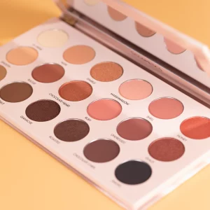 Palette 18 fards à paupières nü